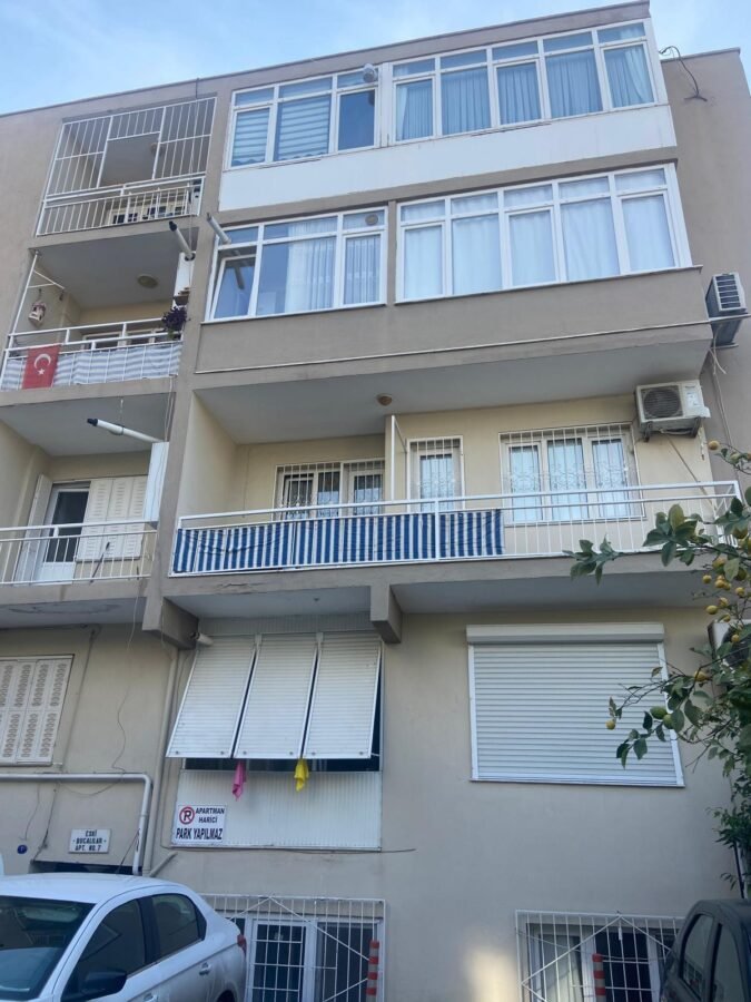 DUMLUPINAR MAHALLESİ MERKEZİ KONUMDA SATILIK DAİRE