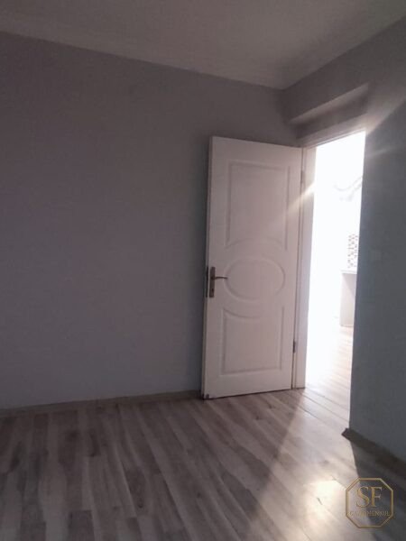 Adatepe Mahallesi merkezi konumda 2+1 satılık daire